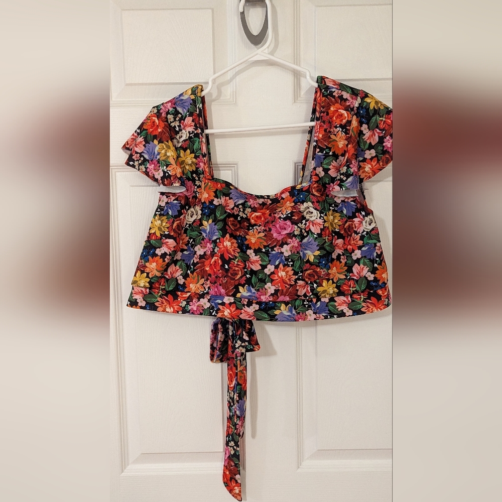 Shein Curve Floral Crop Top